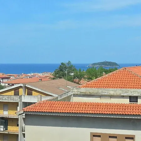 Raro Bed & Breakfast 4*